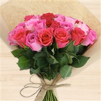 Bouquets ronds : 40 roses en camaïeu rose