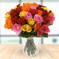 40 roses multicolores et son vase